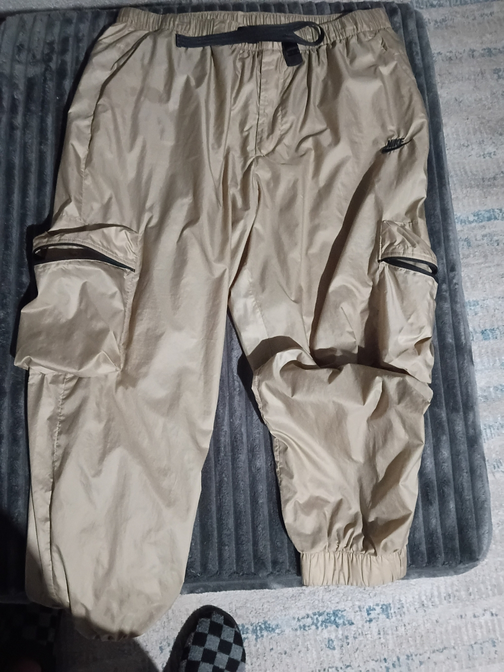Nike Men’s Tan Cargo Jogger Pants